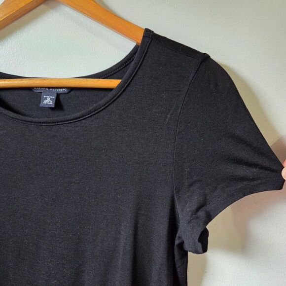 EUC BANANA REPUBLIC BLACK SILK BLEND TEE SIZE M - Picture 5 of 14